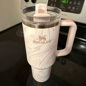 Stanley Cream Tumbler with Handle